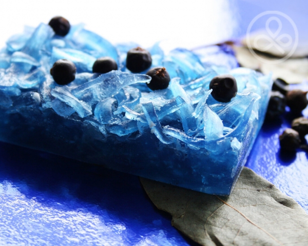 Рецепты домашней косметики (фото 2): Голубое мыло из стружки с перцем  - aromashka.ru
