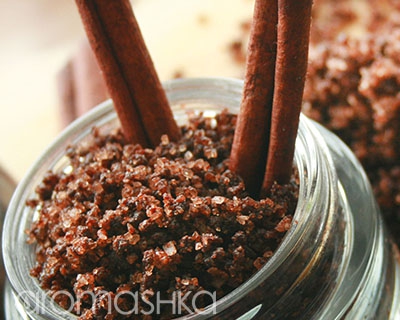 Рецепты домашней косметики (фото 1): Шоколадно-медовый скраб для очищения и питания кожи - aromashka.ru