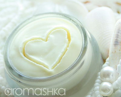 Рецепты домашней косметики (фото 2): Восстанавливающий крем-бальзам для губ - aromashka.ru